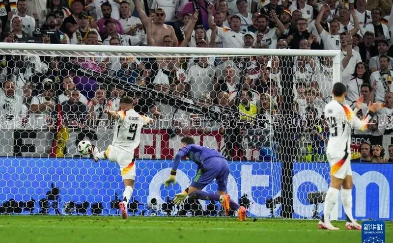 意昂4招商中文在线